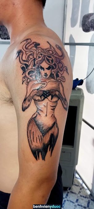 Hớt Tóc & Tattoo ĐẠT LÊ Cờ Đỏ Cần Thơ