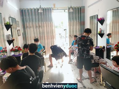 HÙNG TÍT TÓC PHUN XĂM THẨM MỸ Quỳnh Phụ Thái Bình