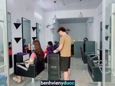 HÙNG TÍT TÓC PHUN XĂM THẨM MỸ Quỳnh Phụ Thái Bình