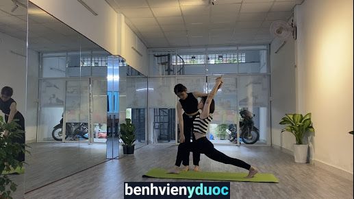 Lens Yoga Tân Bình Hồ Chí Minh