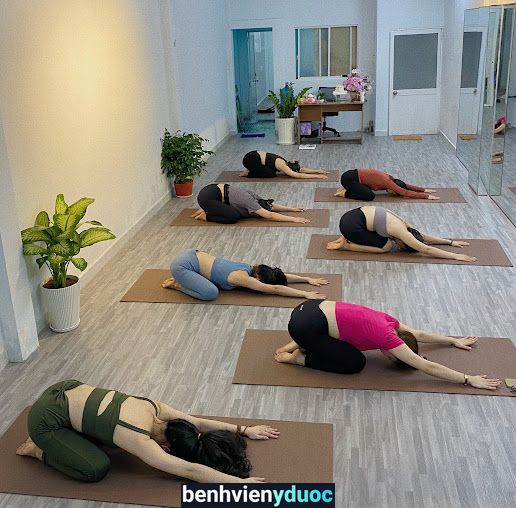 Lens Yoga Tân Bình Hồ Chí Minh