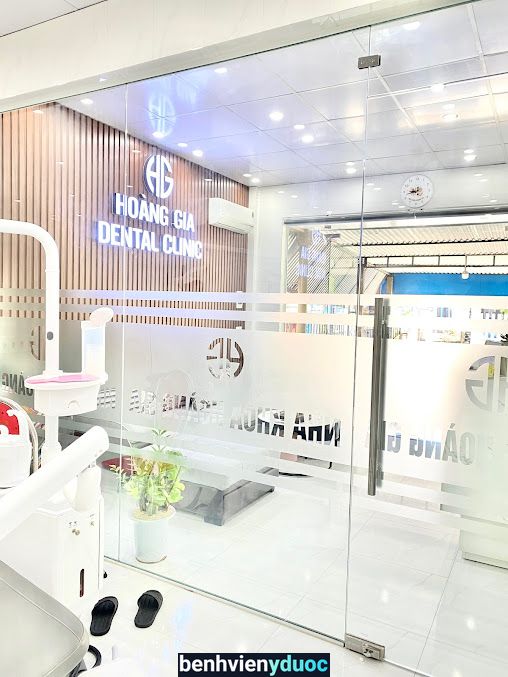 Nha Khoa Hoàng Gia - địa chỉ khám răng nha khoa uy tín giá rẻ chất lượng tại Huế Phú Vang Thừa Thiên Huế