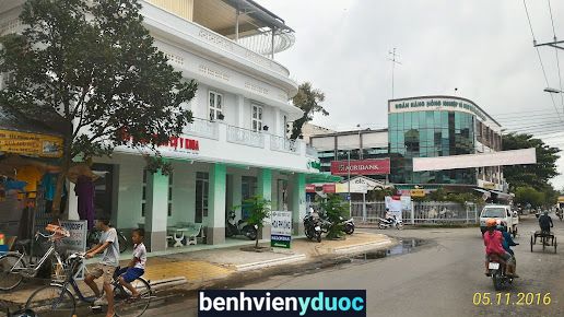 Nhà thuốc Hoa Phượng