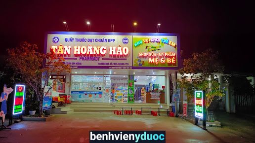 Quầy thuốc tây Tân Hoàng Hảo