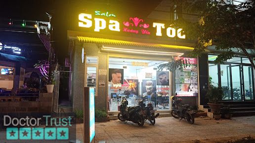 Spa tóc Hoàng Yến