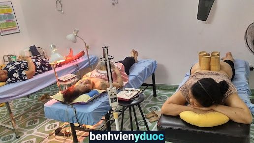 Xoa bóp bấm huyệt tại nhà Dr.Tien