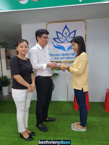 Xong hơi masage trị liệu người mù Trung Nhân Group Long Xuyên An Giang