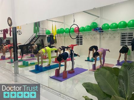 Yoga & Aerobic Lan Nguyễn Lâm Hà Lâm Đồng