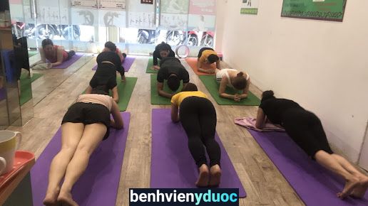 Yoga trị liệu Thanh Huyền